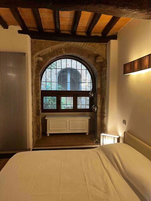 Medieval Tower In Umbria With Swimming Pool Montelagello Eksteriør bilde