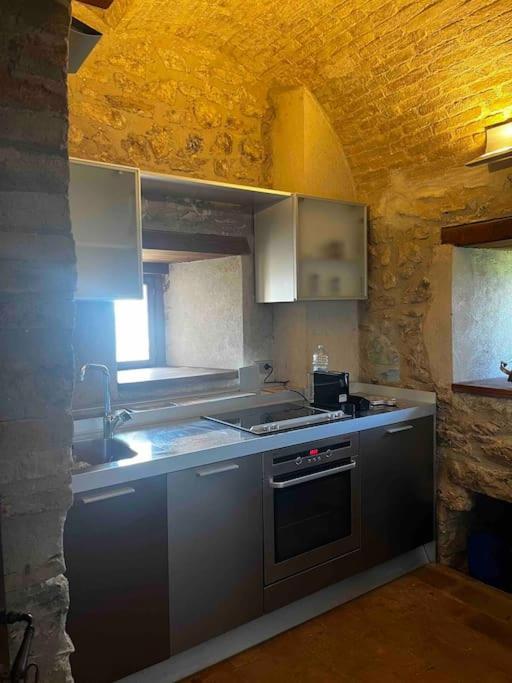 Medieval Tower In Umbria With Swimming Pool Montelagello Eksteriør bilde
